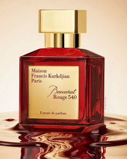 عطر باکارات رژ قرمز 540 اصل لوزی سوییس گرید تاپ_گرمی(دکانت) با ماندگاری بالا ـ Baccarat Rouge 540